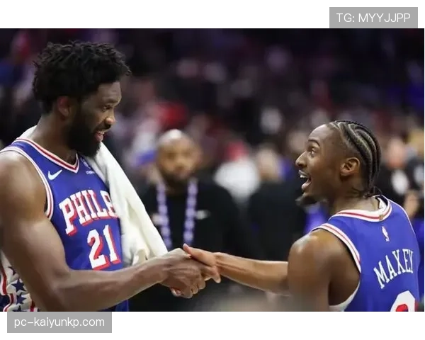 乔尔·恩比德上场像怪兽，下场拿着能买房的表走路都带风